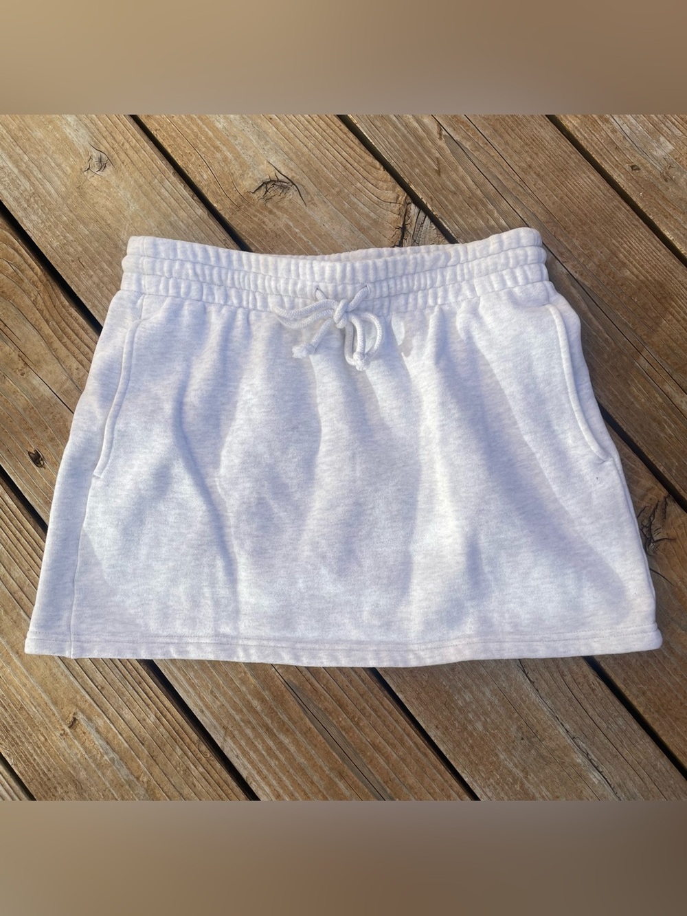 Aritzia TNA Light Gray Drawstring Sweat Skirt